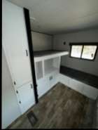 2022 Hideout 318BR Photo 6